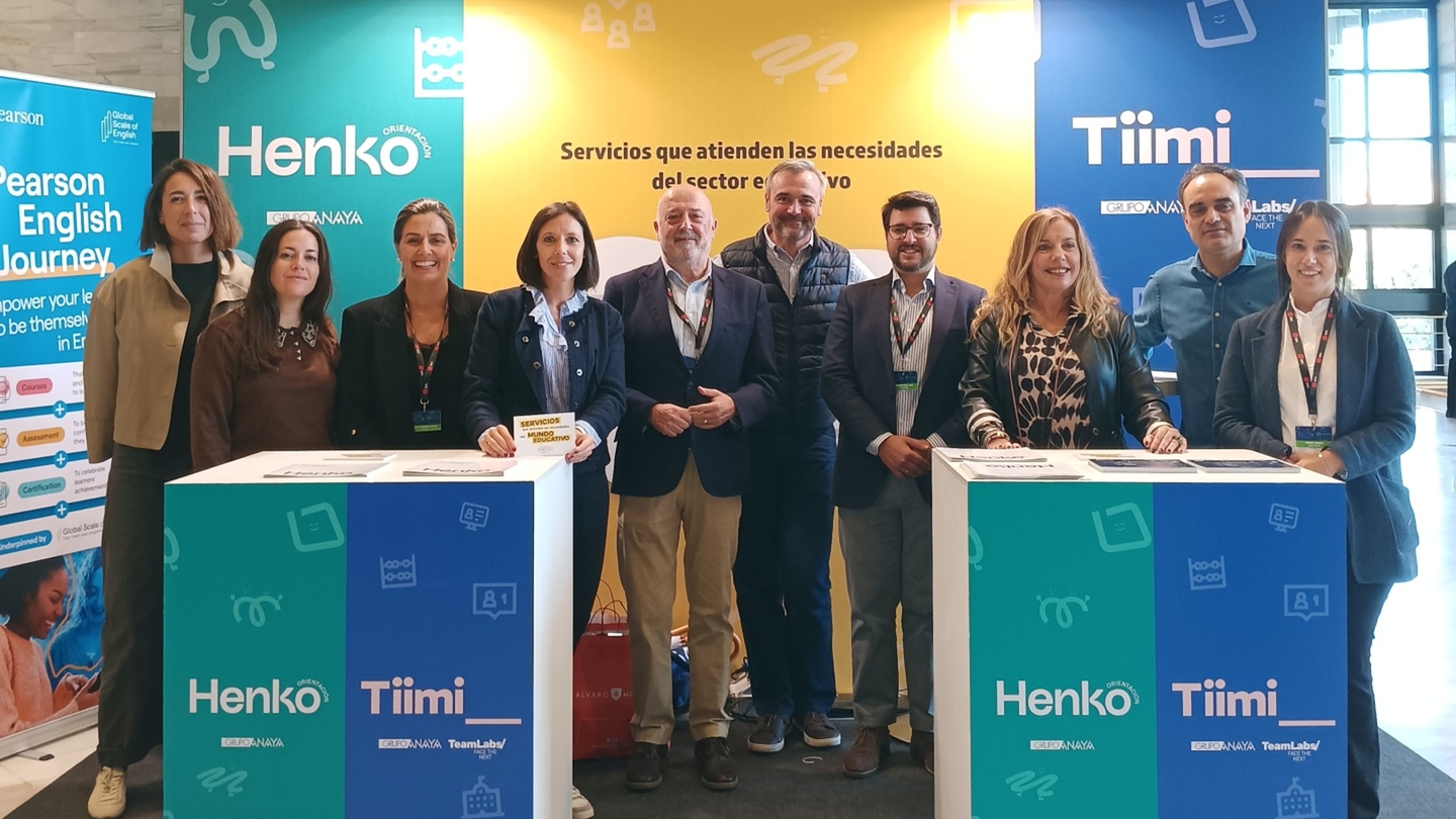 Equipo comercial de Servicios Educativos de Grupo Anaya en el Congreso CECE 2024