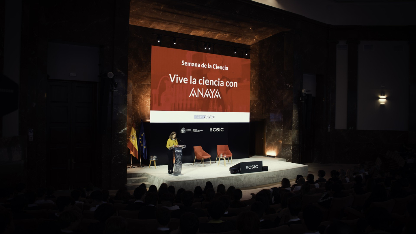 actividad-anaya-csic-semana-ciencia-2025_Marta-Martinez-CEO-Grupo-Anaya